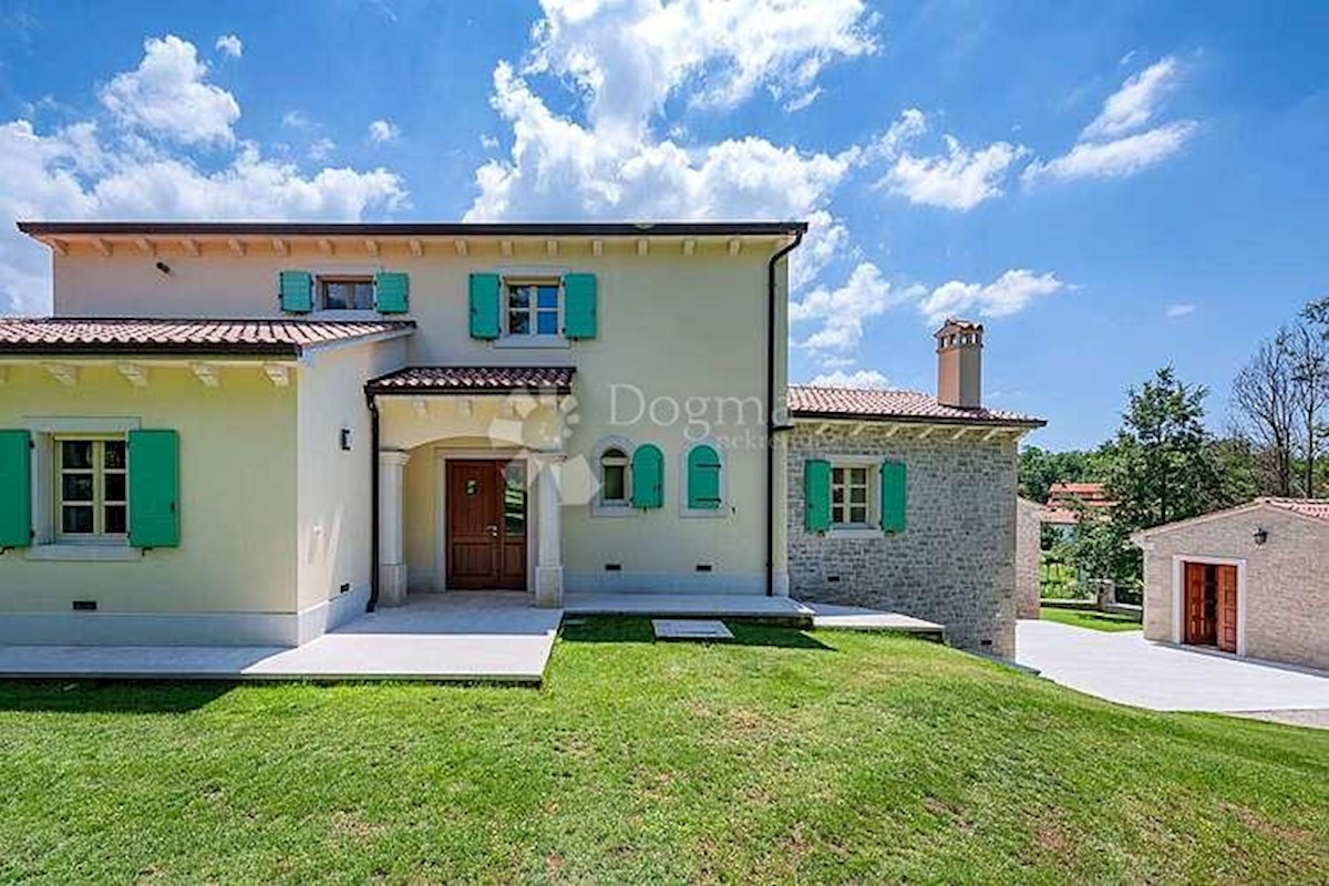 Casa Bertoši, Pazin - Okolica, 350m2