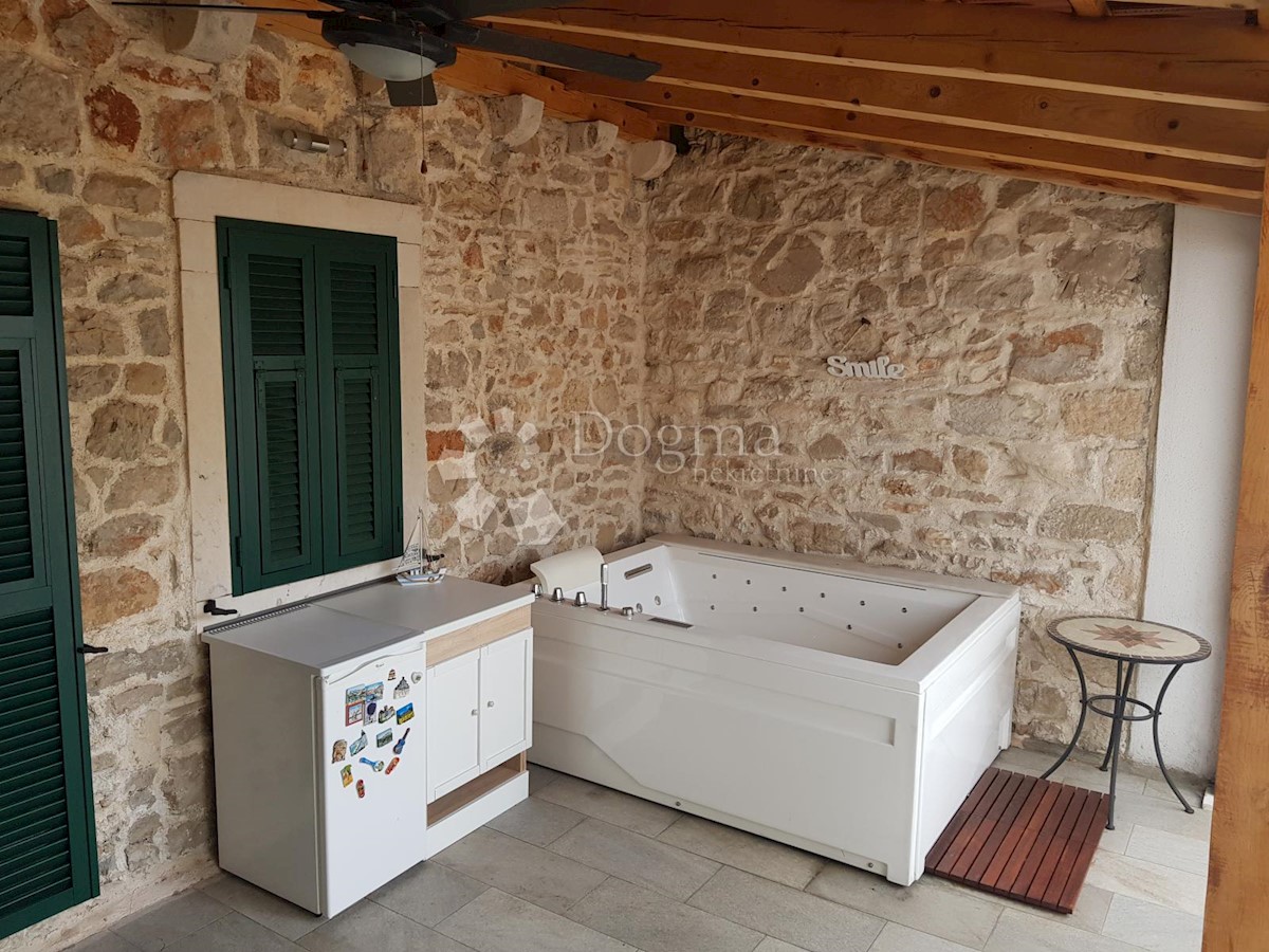 Casa Vrbanj, Stari Grad, 170m2