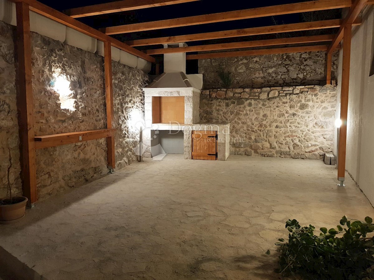 Casa Vrbanj, Stari Grad, 170m2