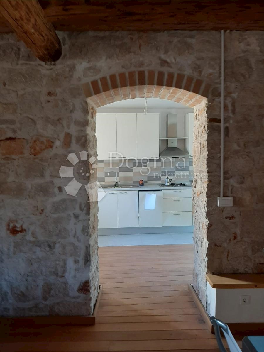 Casa Kaprije, Šibenik - Okolica, 260m2