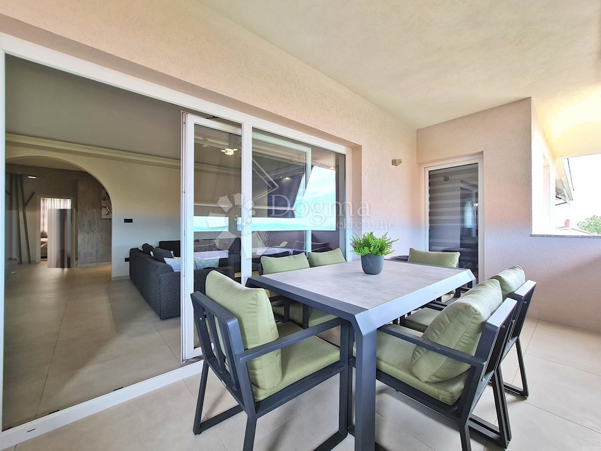 Allogio Pehlin, Rijeka, 217m2