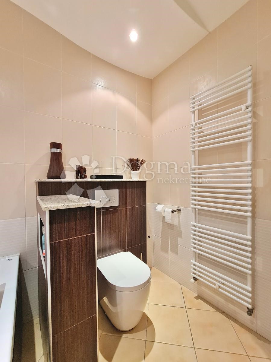 Allogio Pehlin, Rijeka, 217m2