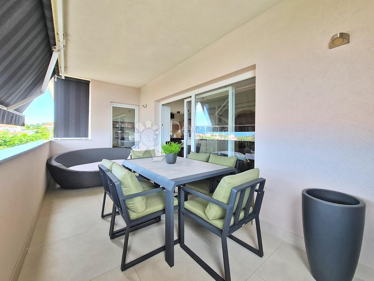 Allogio Pehlin, Rijeka, 217m2