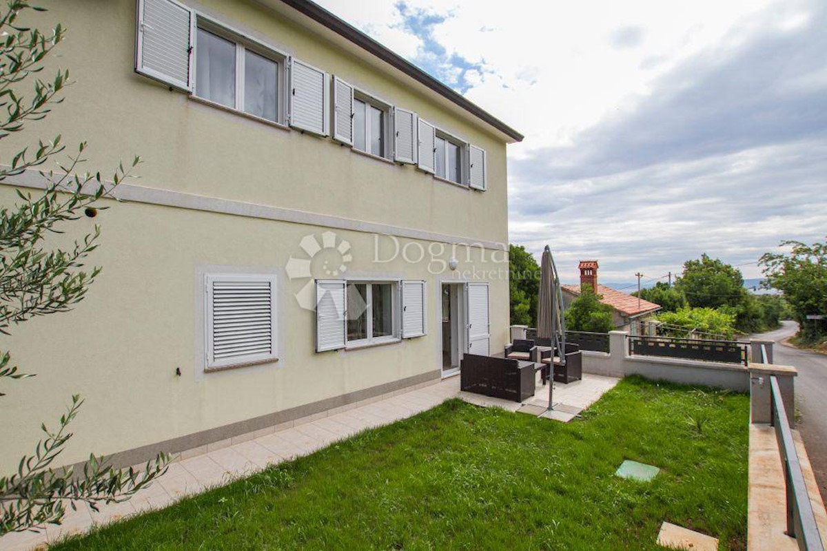 Casa Ravni, Raša, 199m2