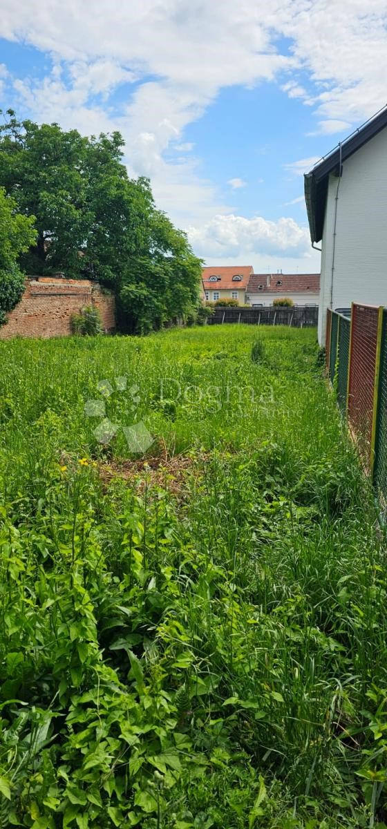 Terreno Apatovec, Križevci, 1.663m2