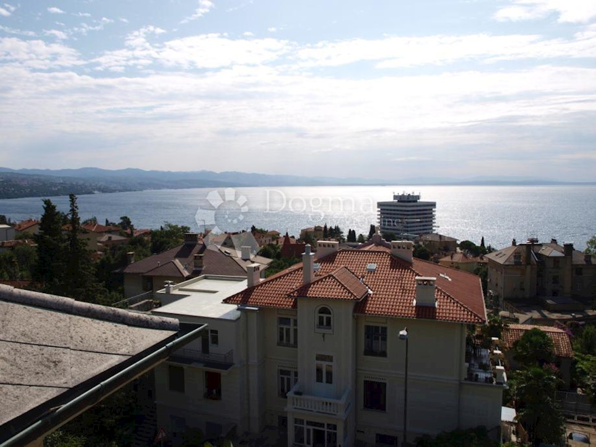 Allogio Opatija - Centar, Opatija, 150m2