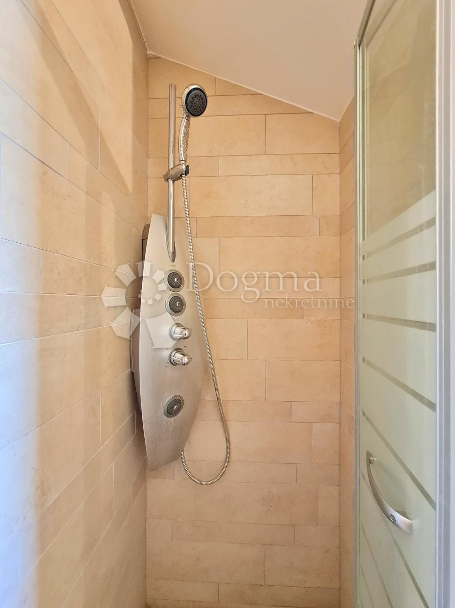 Casa Kantrida, Rijeka, 325m2