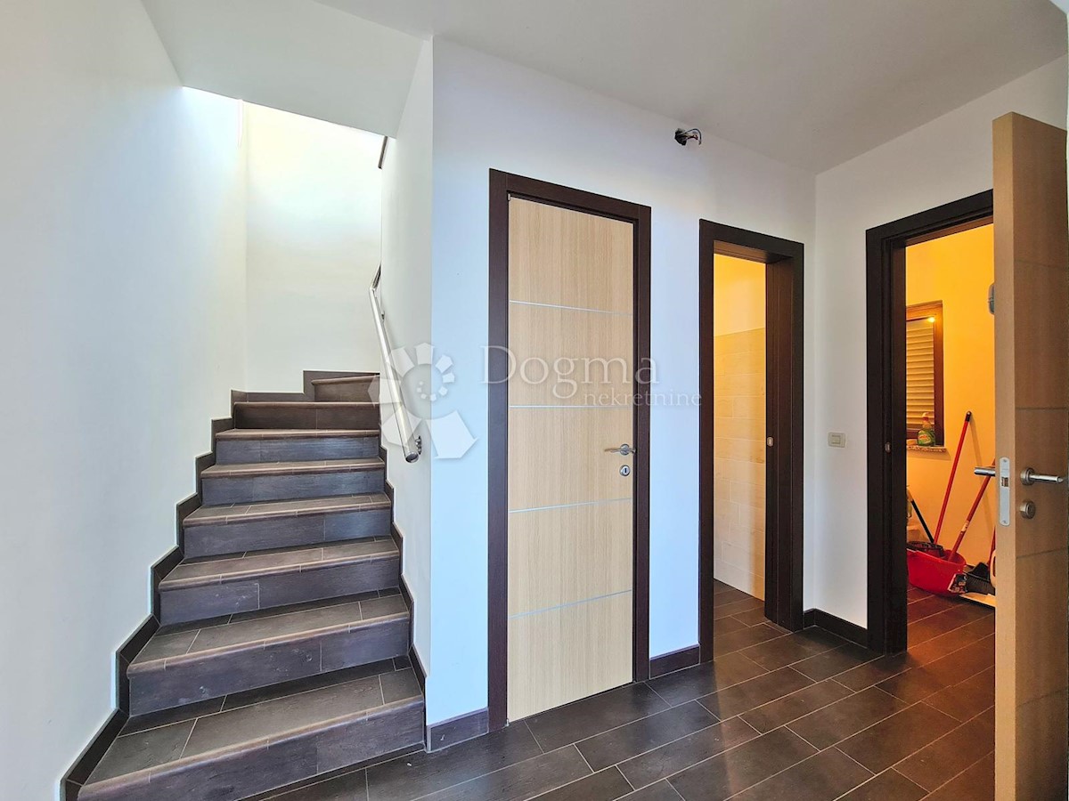 Casa Kantrida, Rijeka, 325m2