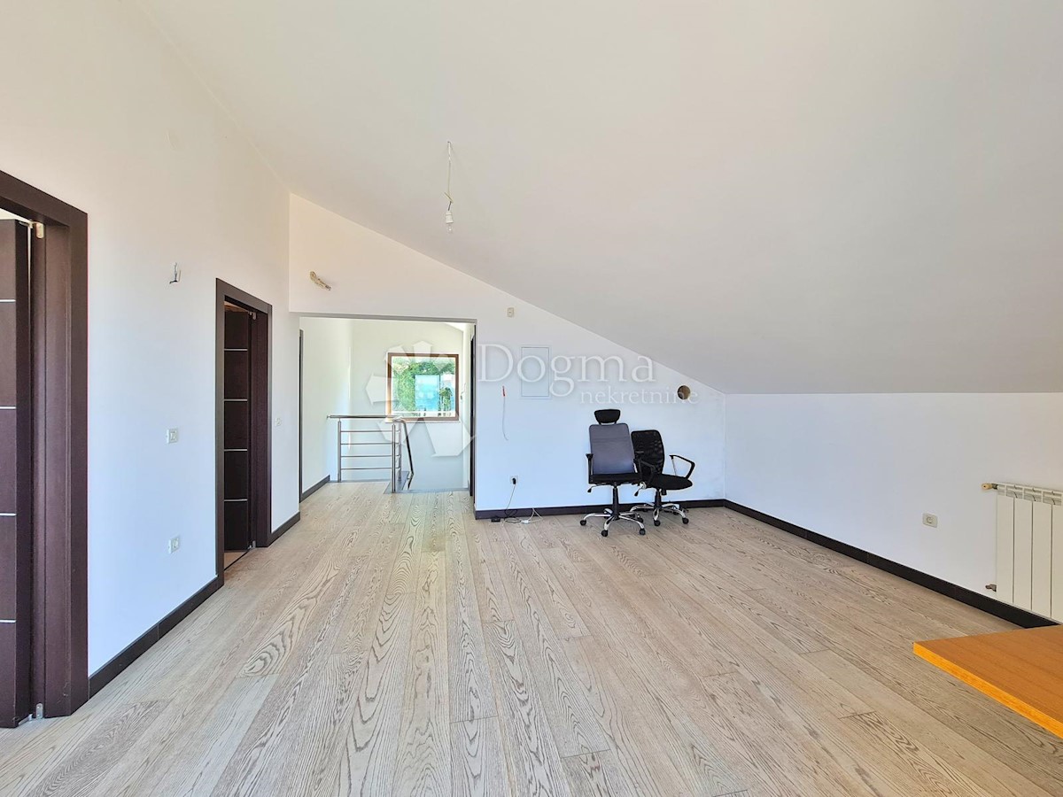 Casa Kantrida, Rijeka, 325m2