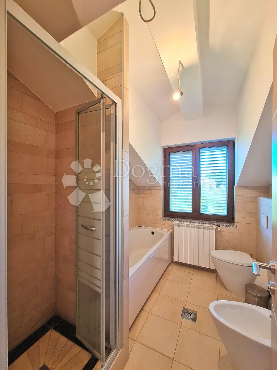 Casa Kantrida, Rijeka, 325m2