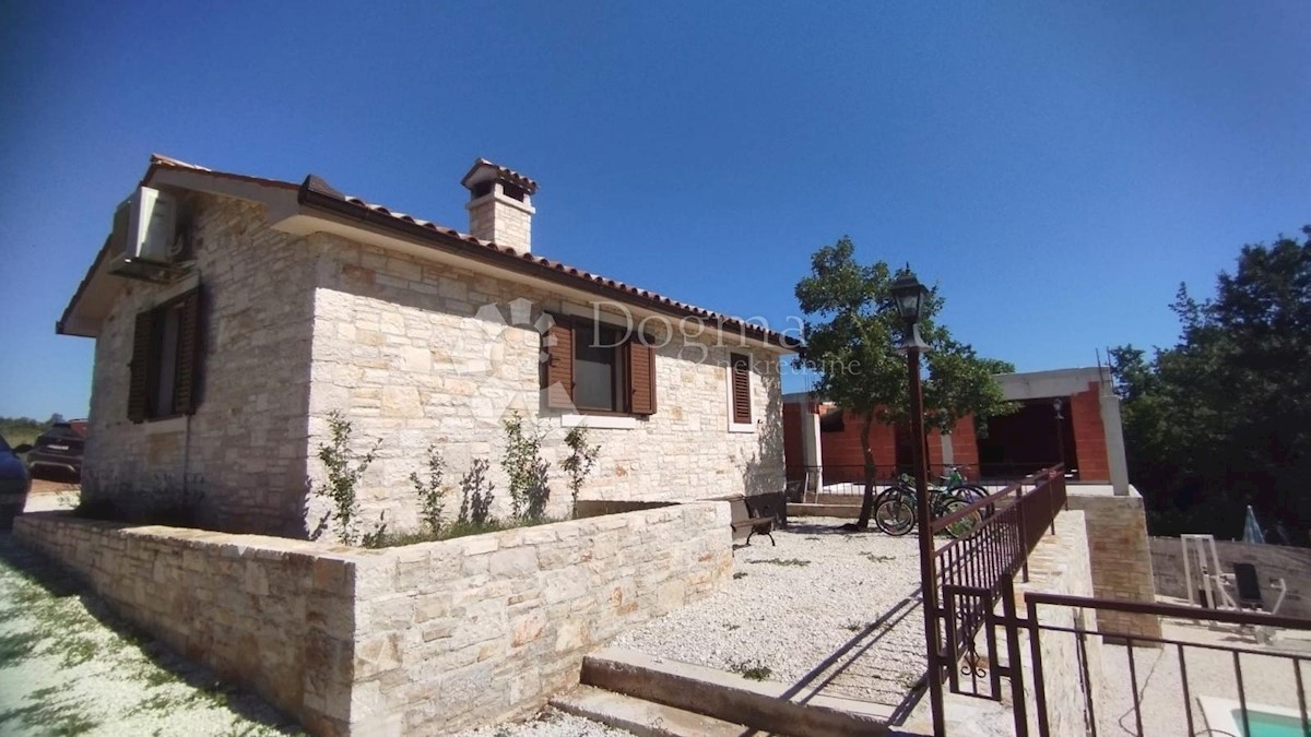 Casa Rojnići, Barban, 226m2