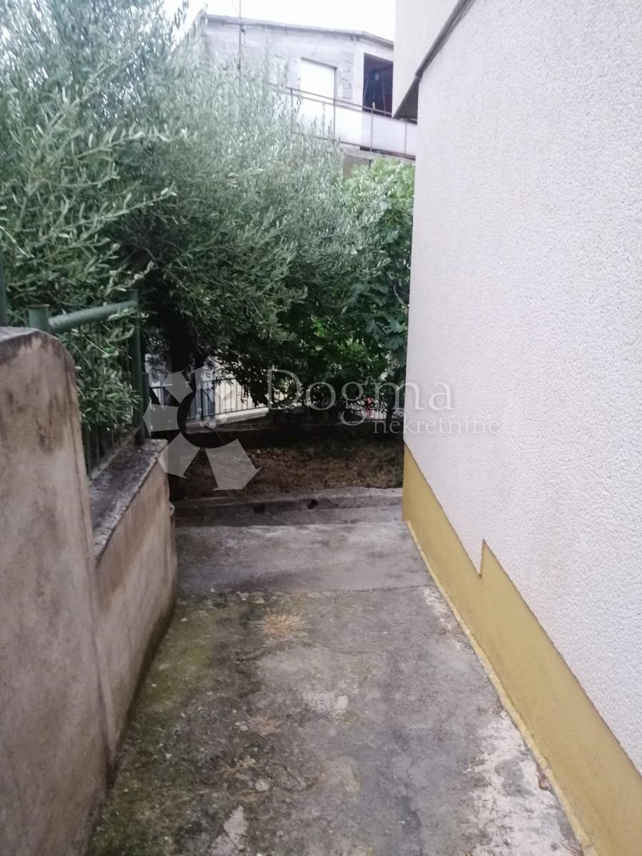 Allogio Grad, Šibenik, 61,80m2