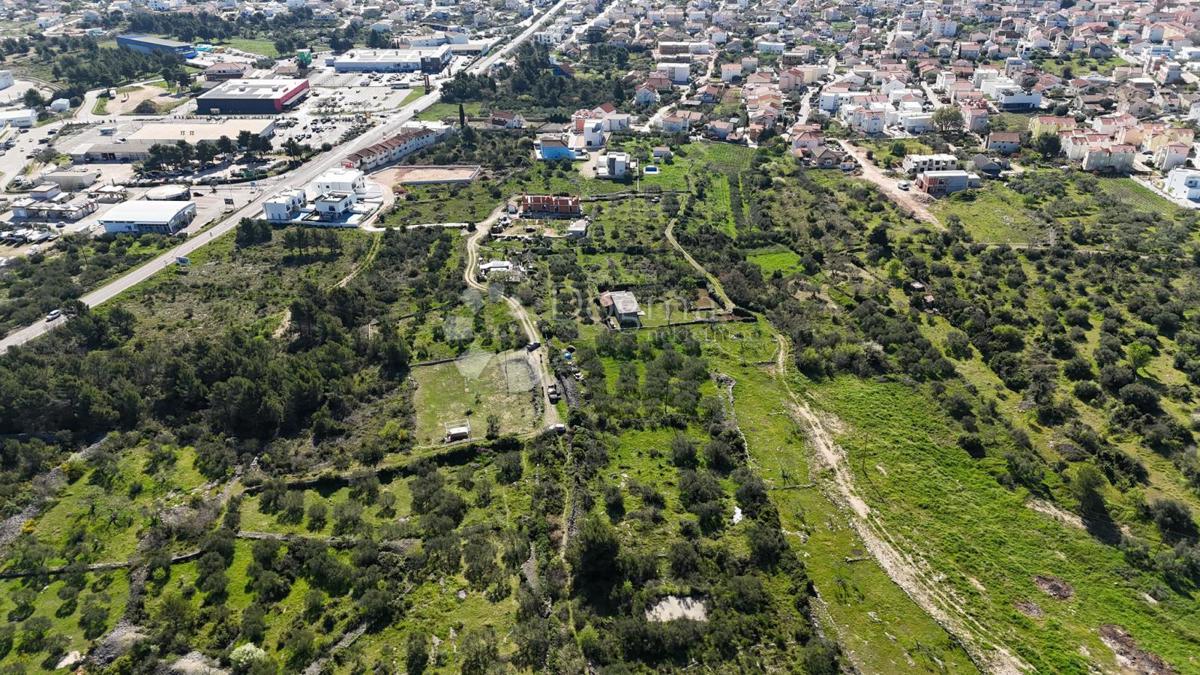 Terreno Vodice, 674m2