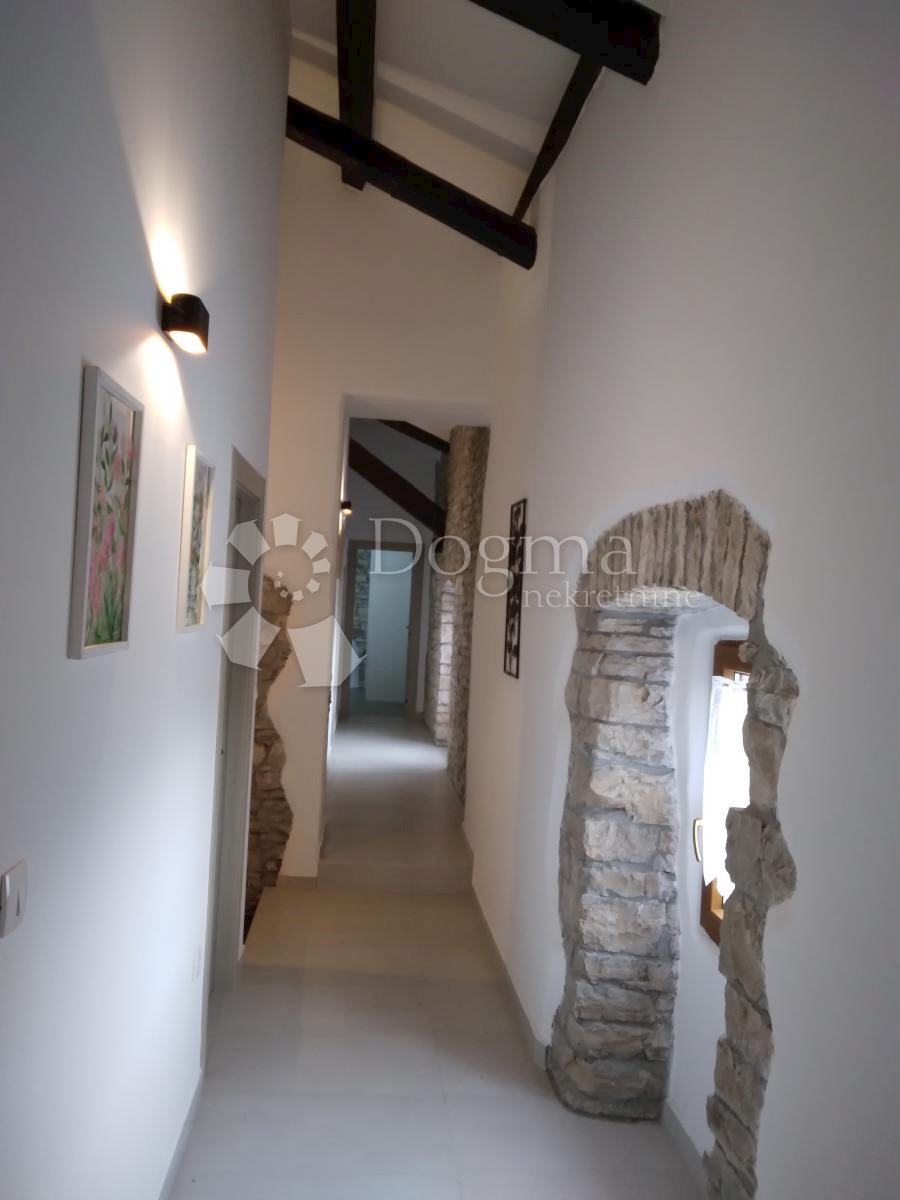 Casa Vodnjan, 180m2