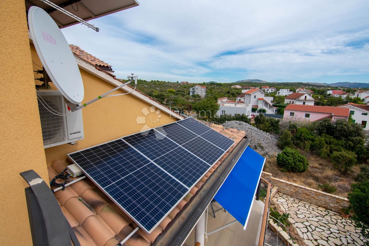 Casa Brodarica, Šibenik - Okolica, 375m2