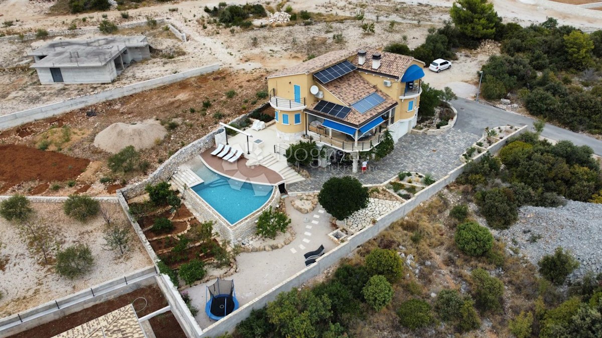 Casa Brodarica, Šibenik - Okolica, 375m2