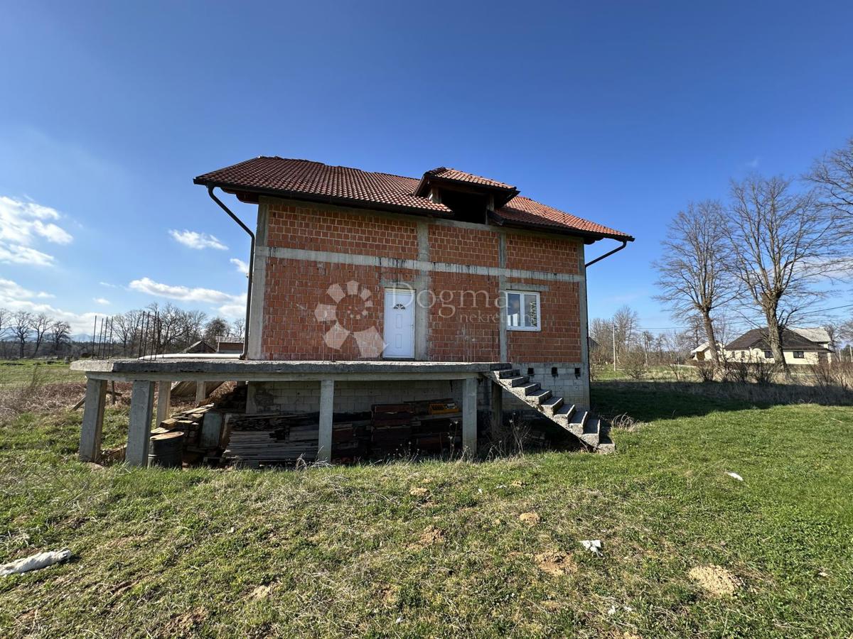 Casa Centar, Gospić, 10.117m2