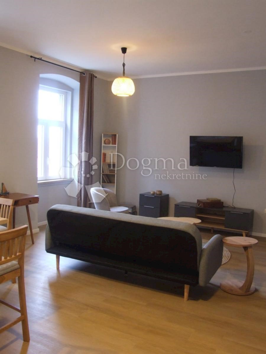 Allogio Centar, Rijeka, 88m2