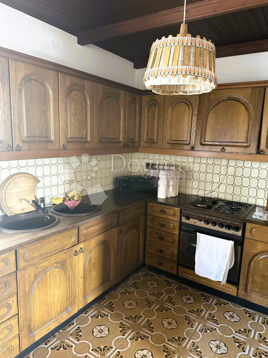 Casa Oštrice, Novi Marof, 110m2