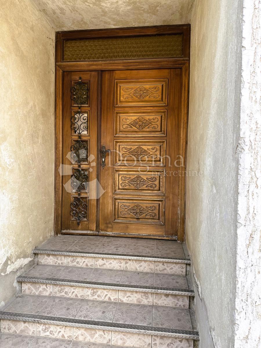 Casa Oštrice, Novi Marof, 110m2