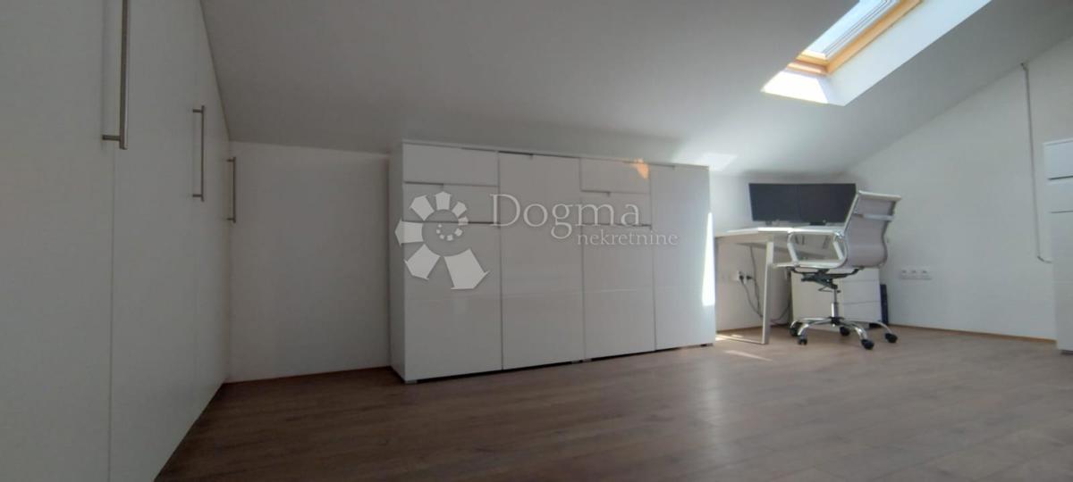 Appartamento Malinska, Malinska-Dubašnica, 78m2