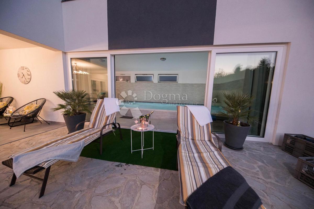 Casa Tribalj, Vinodolska Općina, 330m2