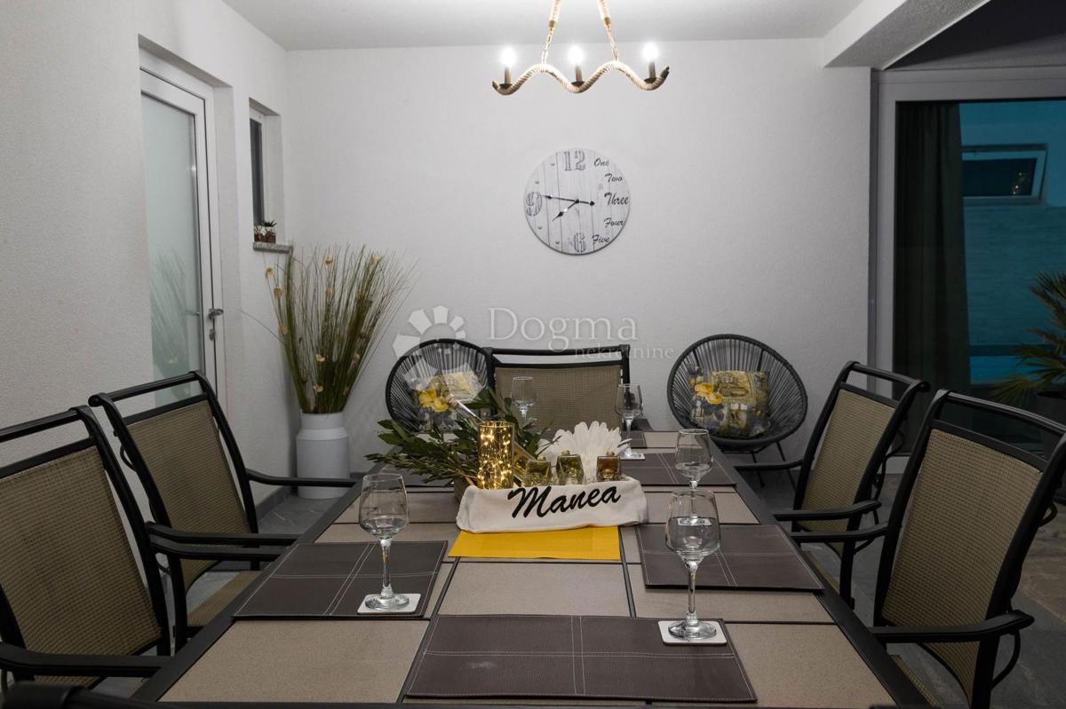 Casa Tribalj, Vinodolska Općina, 330m2