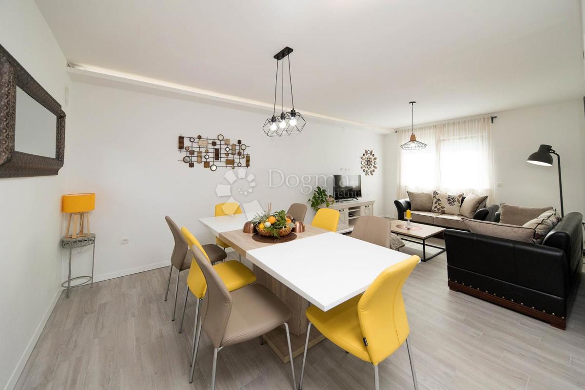 Casa Tribalj, Vinodolska Općina, 330m2