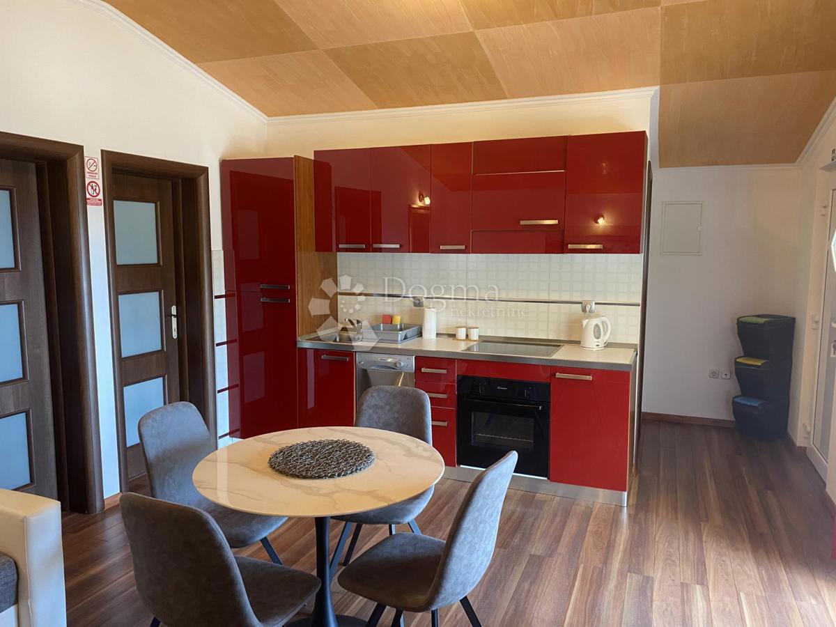 Casa Ražanj, Rogoznica, 650m2