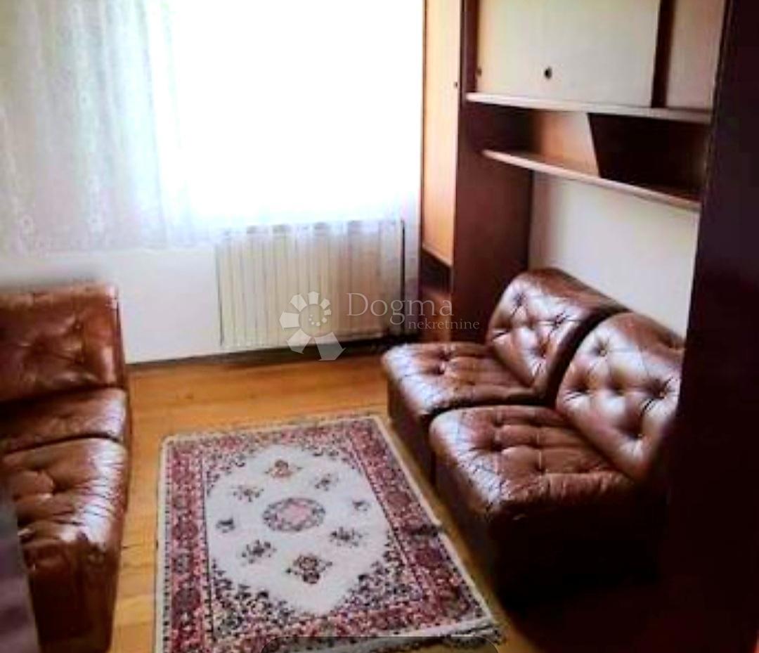 Casa Divjake, Skrad, 80m2