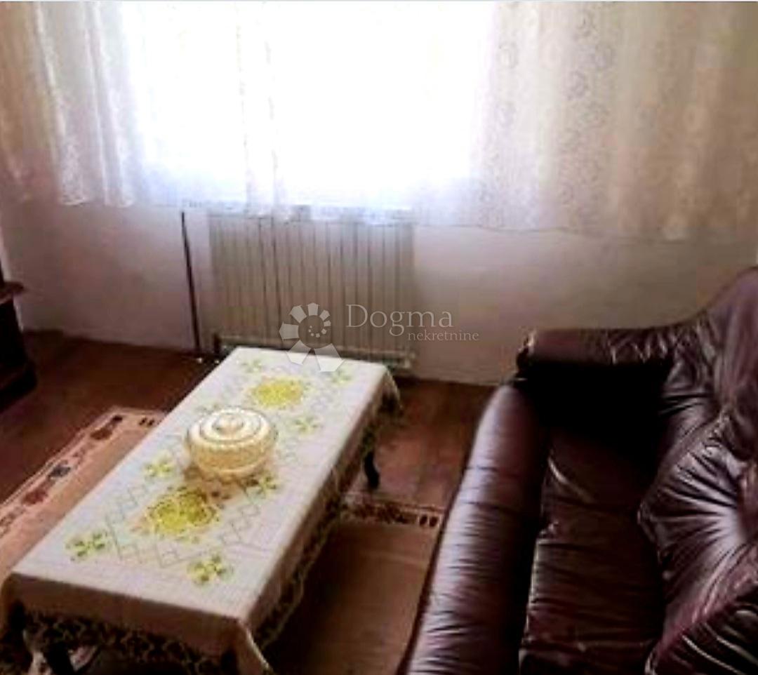 Casa Divjake, Skrad, 80m2