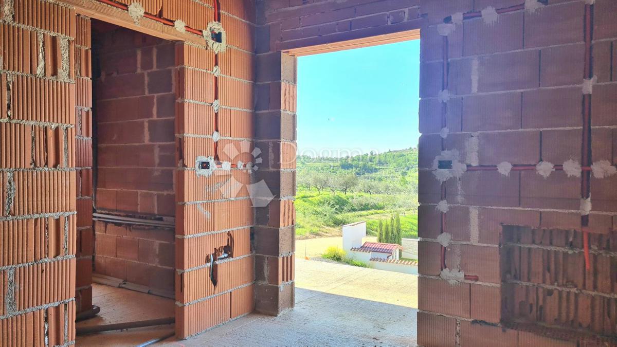 Momjan, godetevi l'idillio istriano alla fine del villaggio