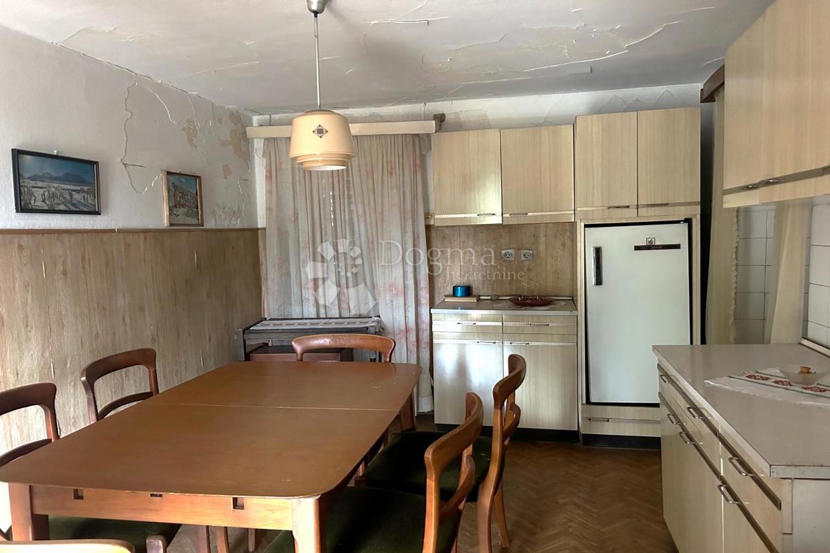 Casa Svetvinčenat, 180m2