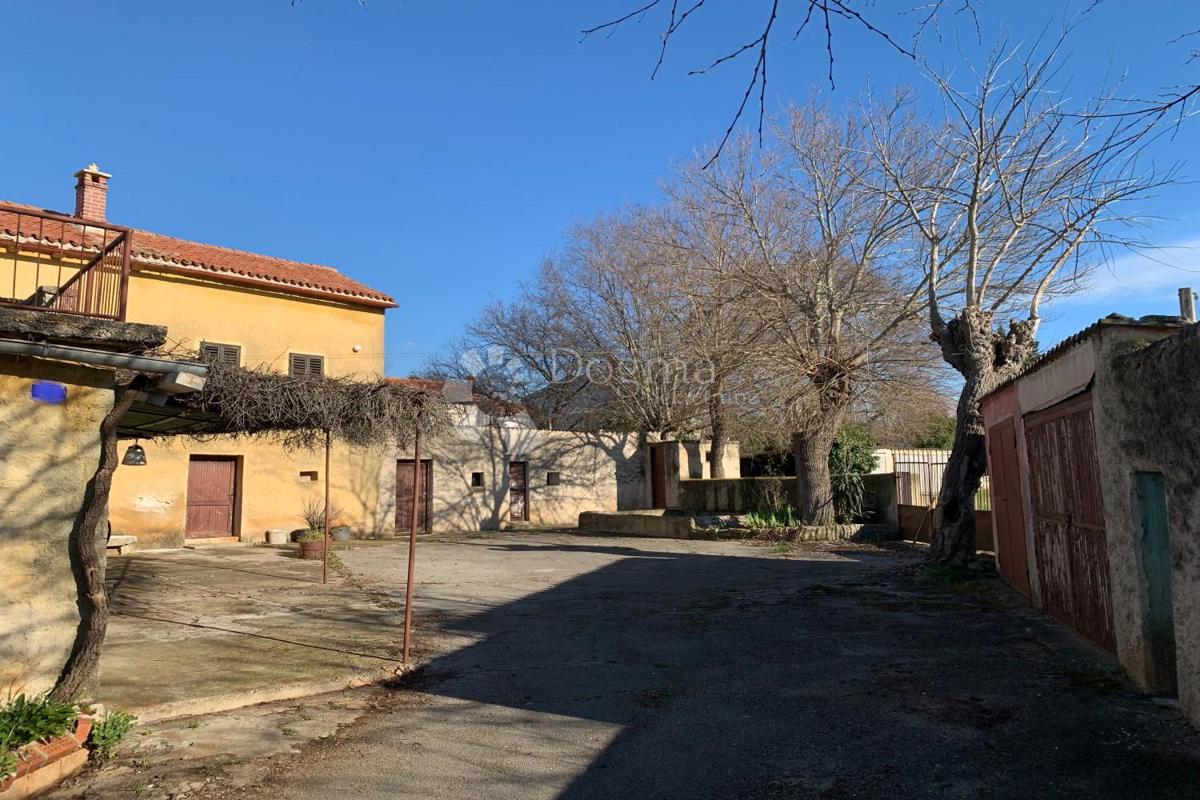Casa Svetvinčenat, 180m2