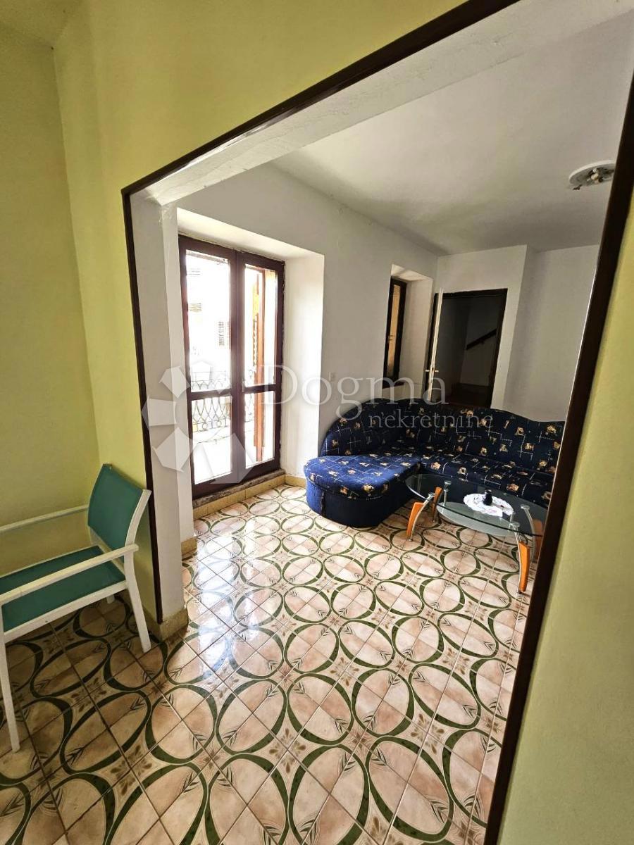 Casa Oprtalj, 125m2