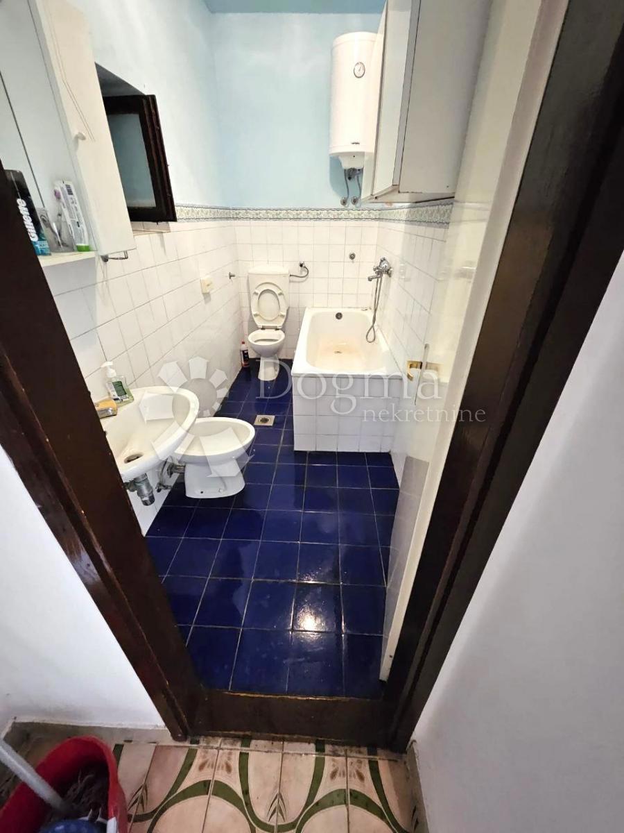 Casa Oprtalj, 125m2