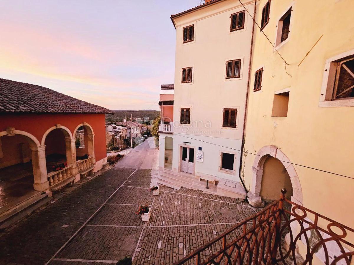 Casa Oprtalj, 125m2