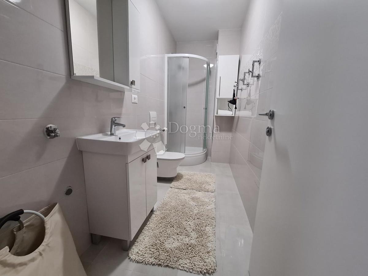 Casa Dramalj, Crikvenica, 300m2