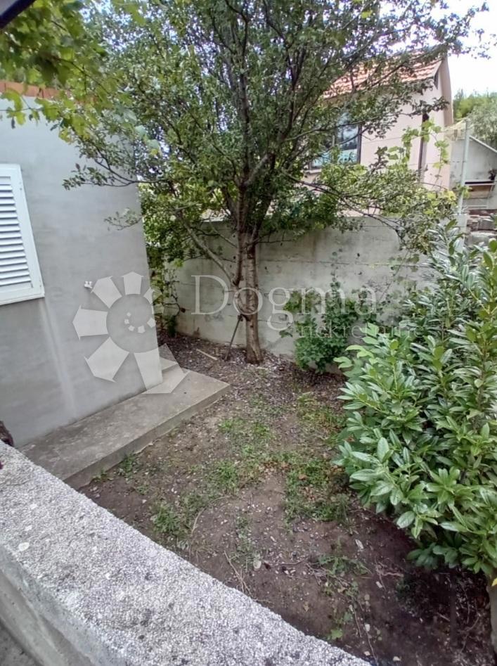 Casa Žrnovnica, Split - Okolica, 160m2