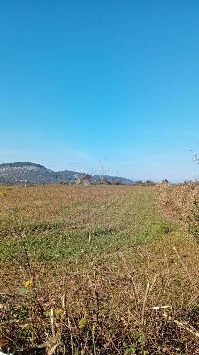 Terreno Donje Raštane, Sveti Filip I Jakov, 5.060m2