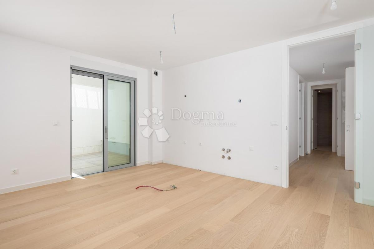 Allogio Opatija - Centar, Opatija, 103,34m2