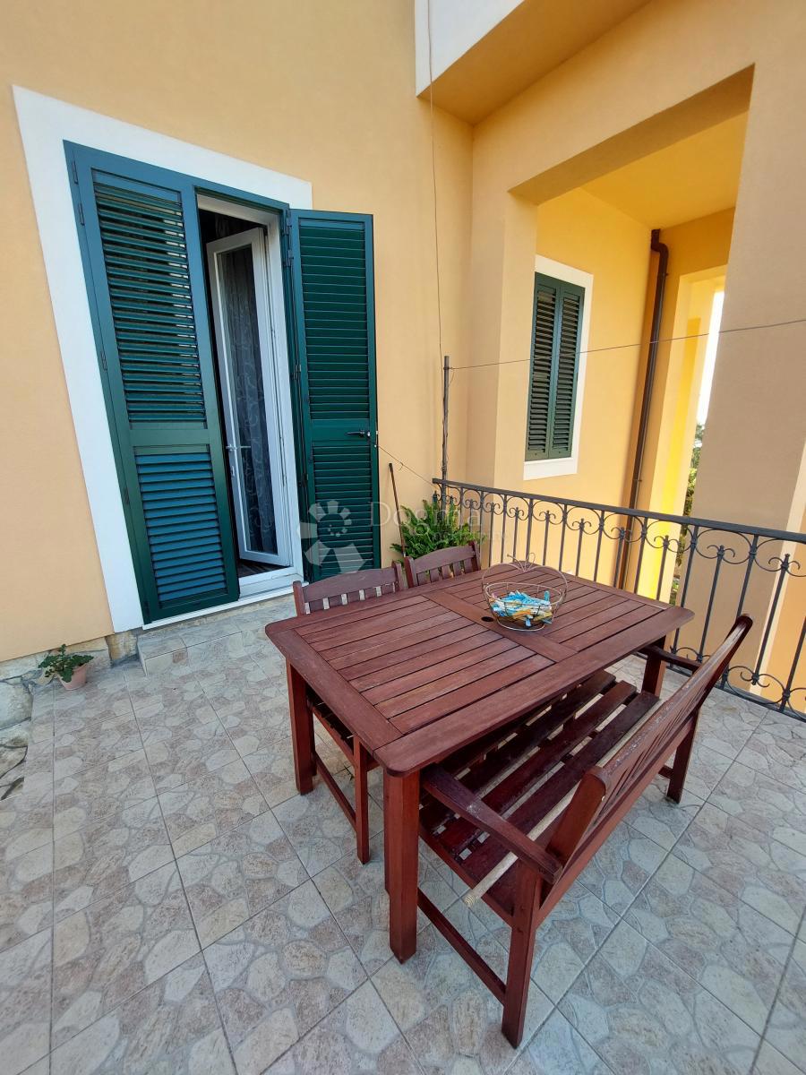 Allogio Grad, Šibenik, 101,50m2