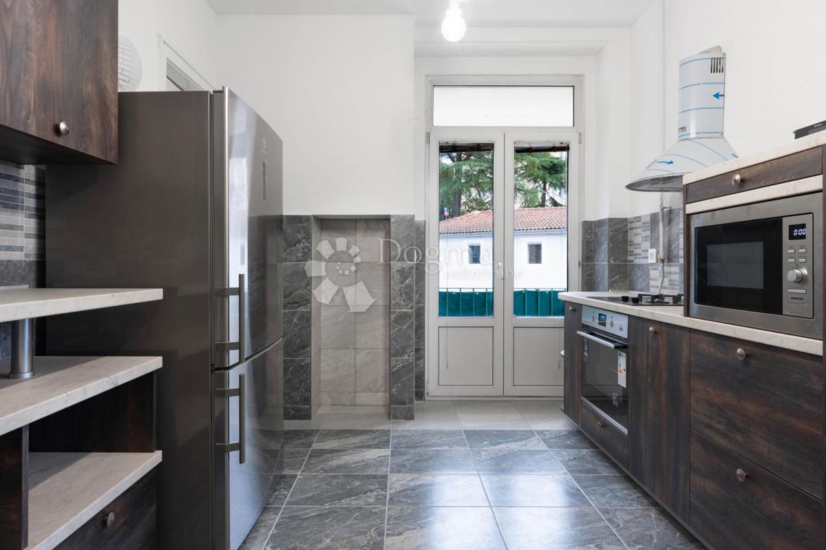 Allogio Centar, Rijeka, 107m2