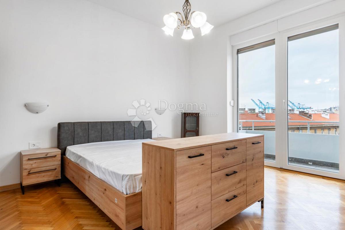 Allogio Centar, Rijeka, 107m2