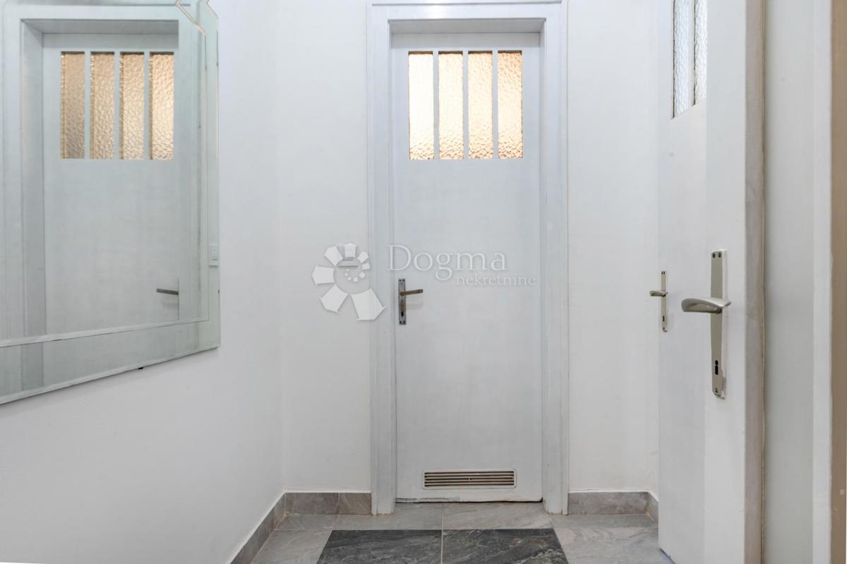 Allogio Centar, Rijeka, 107m2