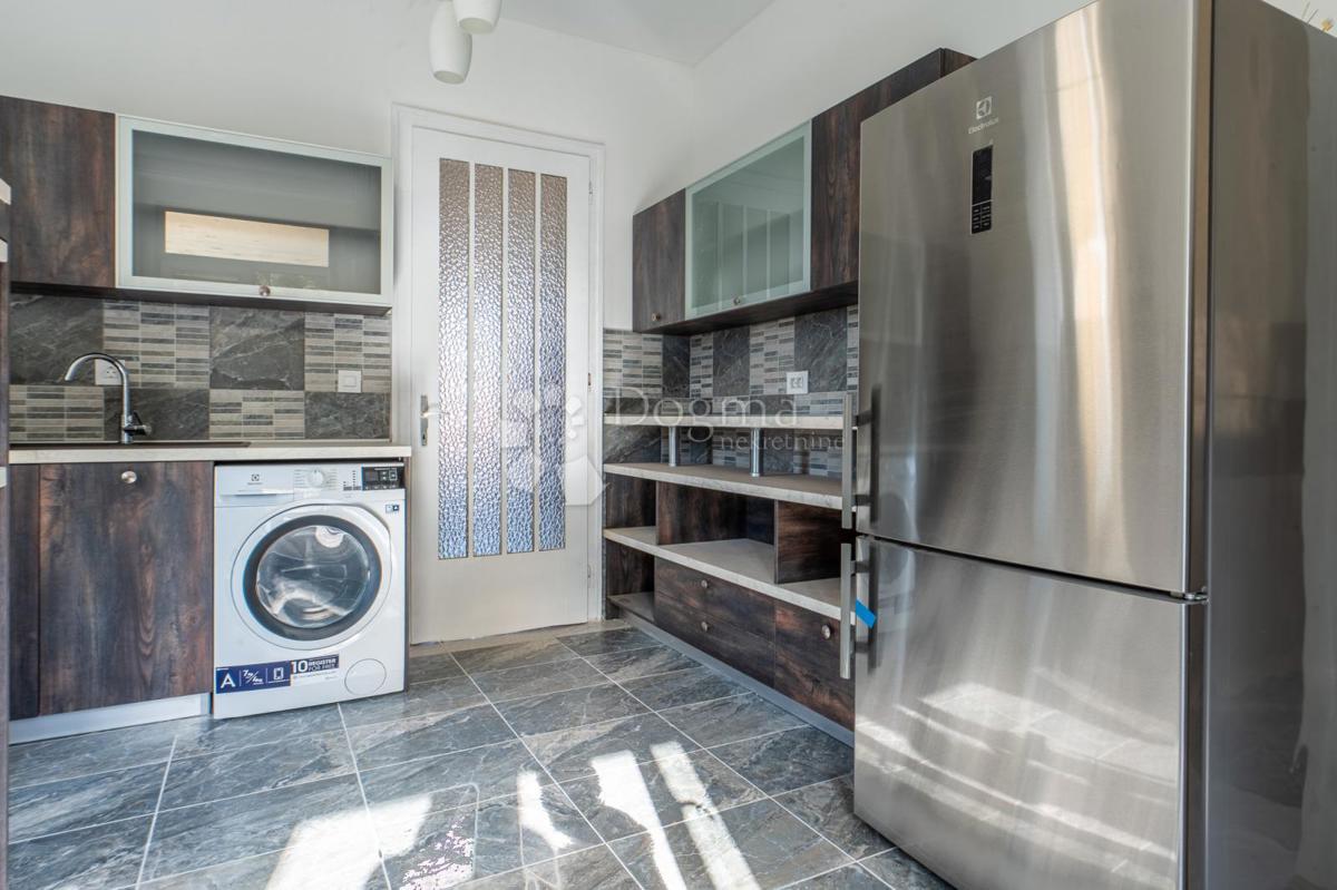 Allogio Centar, Rijeka, 107m2