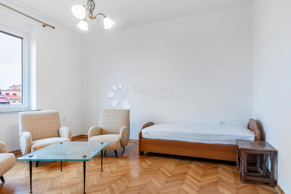 Allogio Centar, Rijeka, 107m2