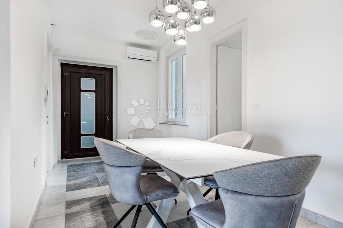 Allogio Centar, Rijeka, 107m2