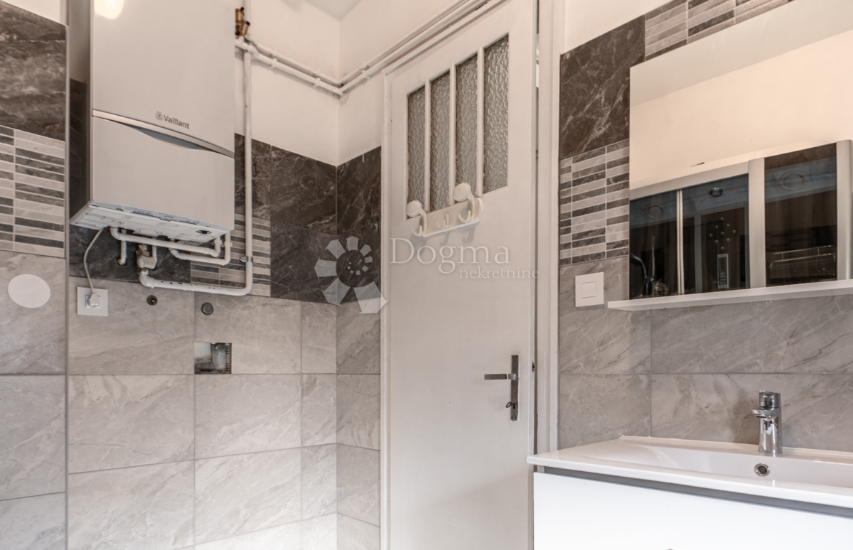 Allogio Centar, Rijeka, 107m2