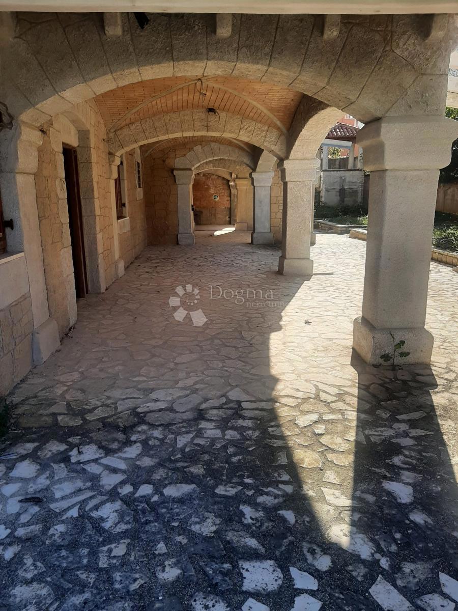 Appartamento Novalja, 352m2